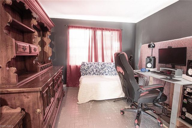 449 Morgan CIR S, Lehigh Acres, FL 33936