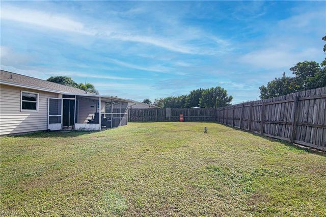 449 Morgan CIR S, Lehigh Acres, FL 33936