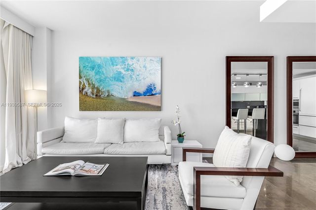 220 21st St 507, Miami Beach, FL 33139