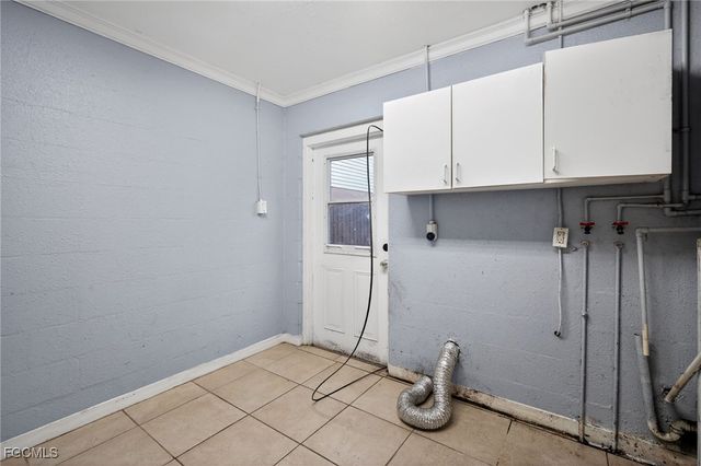 8421 47th ST N, Pinellas Park, FL 33781