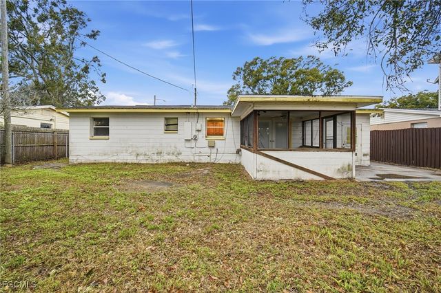 8421 47th ST N, Pinellas Park, FL 33781