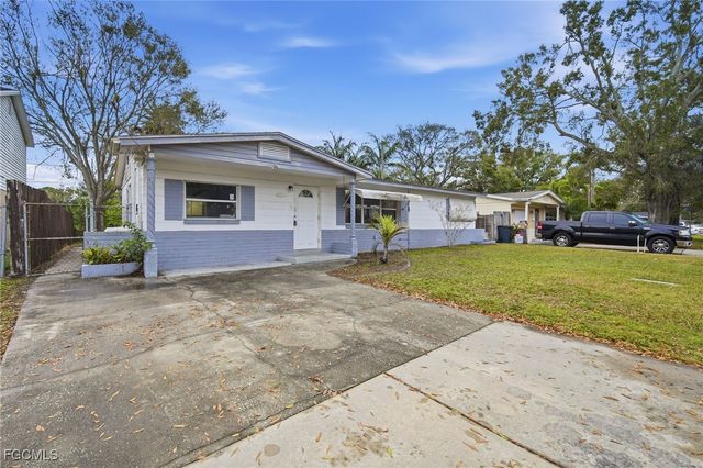 8421 47th ST N, Pinellas Park, FL 33781