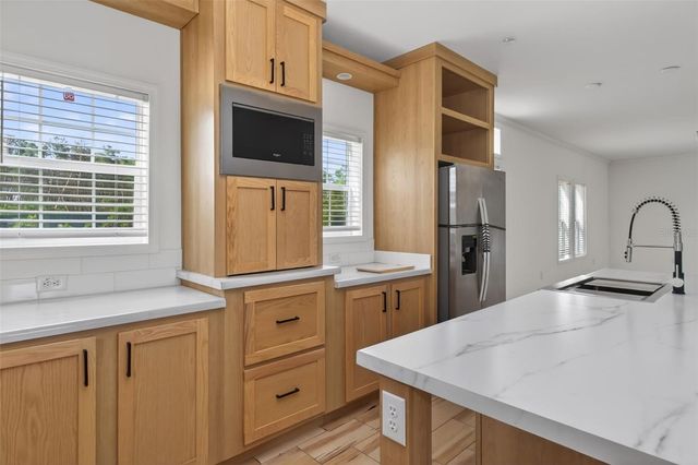 8388 DALEWOOD DRIVE, Weeki Wachee, FL 34613