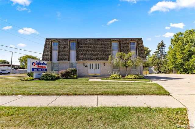 30401 Utica Road, Roseville, MI 48066