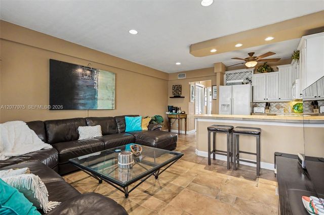 1801 S Surf Road 2G, Hollywood, FL 33019