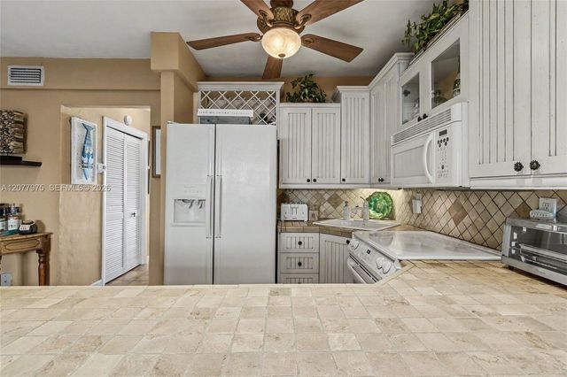1801 S Surf Road 2G, Hollywood, FL 33019