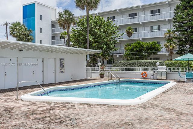1801 S Surf Road 2G, Hollywood, FL 33019
