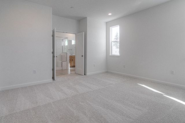 411 6th St, West Sacramento, CA 95605