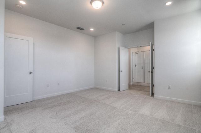 411 6th St, West Sacramento, CA 95605