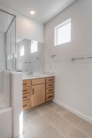 411 6th St, West Sacramento, CA 95605