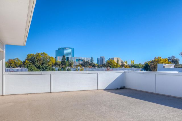 411 6th St, West Sacramento, CA 95605