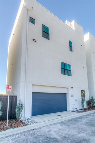 411 6th St, West Sacramento, CA 95605