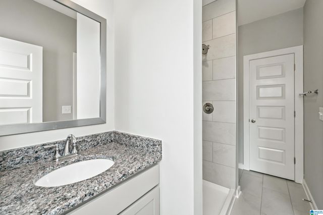 1021 GRAND RIVER BOULEVARD W, Leeds, AL 35094