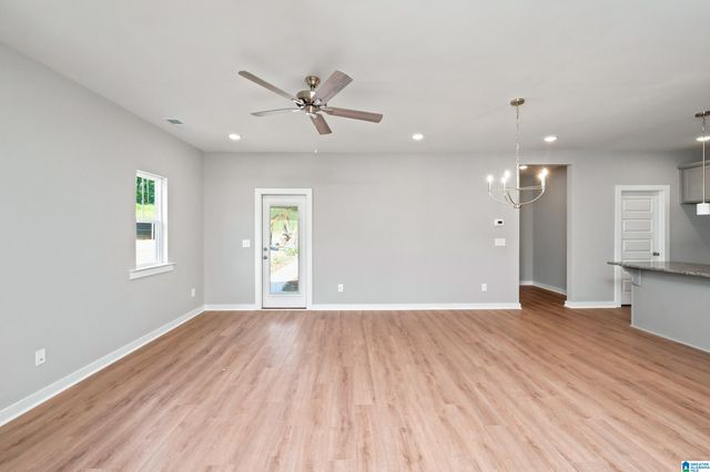 1021 GRAND RIVER BOULEVARD W, Leeds, AL 35094