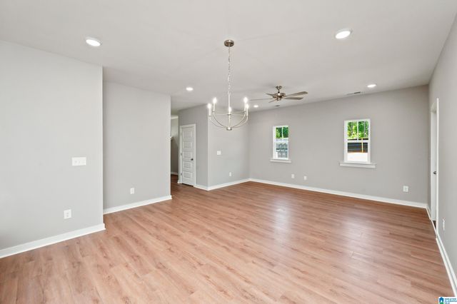 1021 GRAND RIVER BOULEVARD W, Leeds, AL 35094