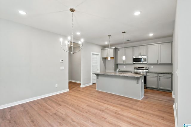 1021 GRAND RIVER BOULEVARD W, Leeds, AL 35094