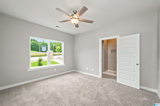 1021 GRAND RIVER BOULEVARD W, Leeds, AL 35094