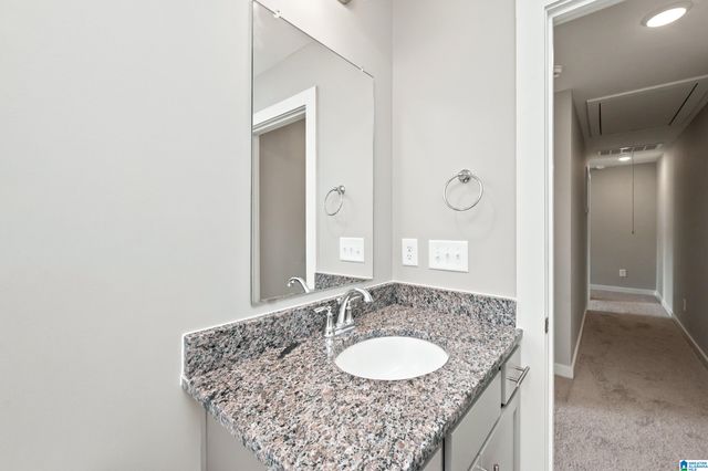 1021 GRAND RIVER BOULEVARD W, Leeds, AL 35094