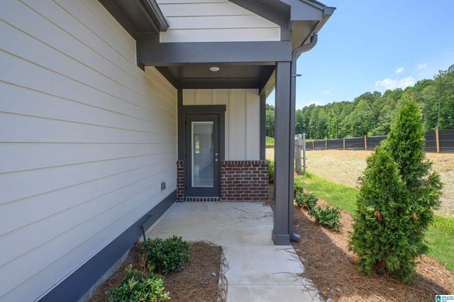 1021 GRAND RIVER BOULEVARD W, Leeds, AL 35094