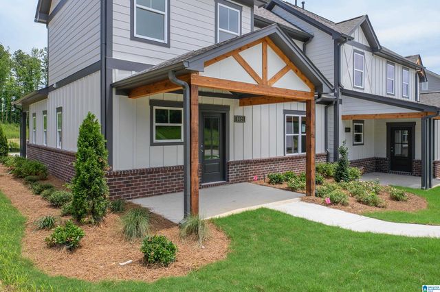 1021 GRAND RIVER BOULEVARD W, Leeds, AL 35094