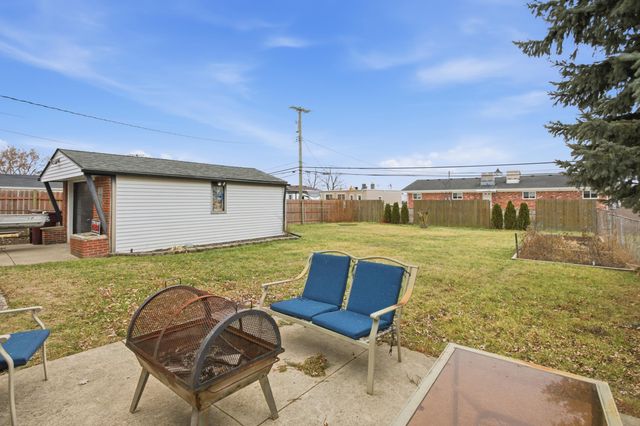 7324 Mckinley, City Of Center Line, MI 48015