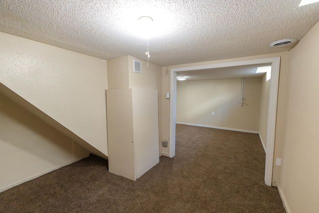 1952 S Emporia Ave, Wichita, KS 67211