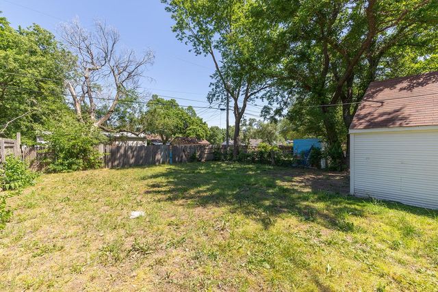 1952 S Emporia Ave, Wichita, KS 67211