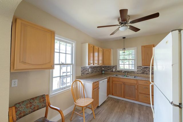 1952 S Emporia Ave, Wichita, KS 67211