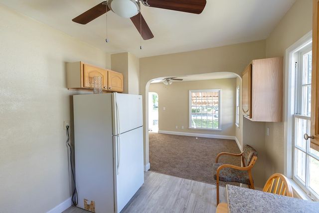 1952 S Emporia Ave, Wichita, KS 67211