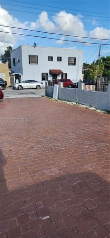 150 NW 17th Ct, Miami, FL 33125