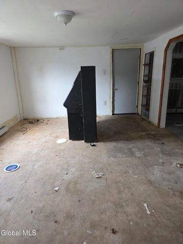 18 Lower Turnpike Road, Granville, NY 12832