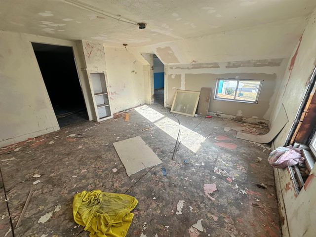 709 N Wenona Avenue, Bay City, MI 48706