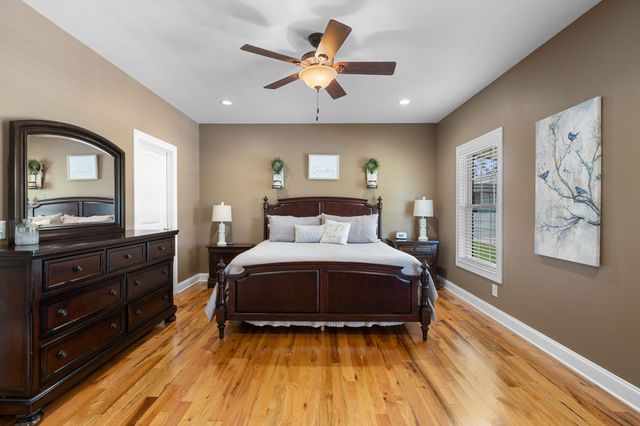 5812 Campbell Rd, Cross Plains, TN 37049