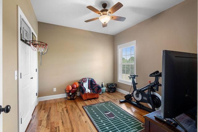 5812 Campbell Rd, Cross Plains, TN 37049