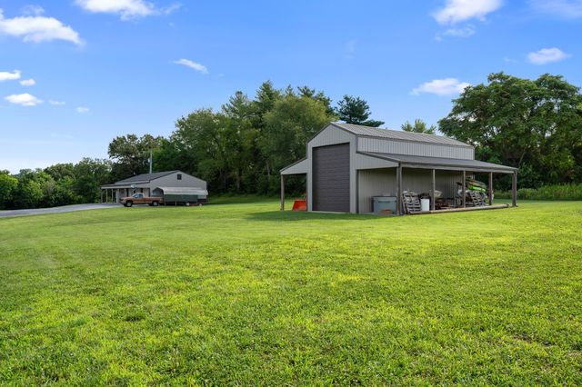 5812 Campbell Rd, Cross Plains, TN 37049
