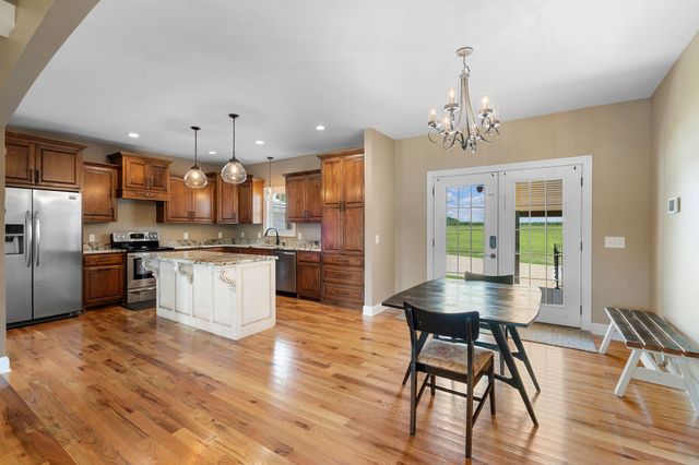 5812 Campbell Rd, Cross Plains, TN 37049
