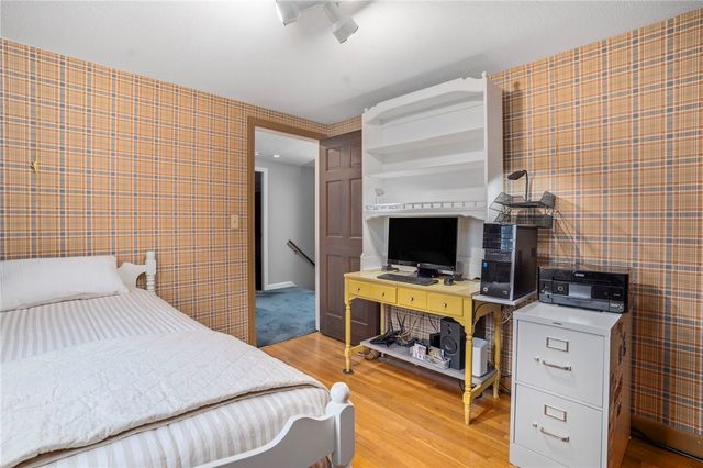 74 Maize Corn Road, Portsmouth, RI 02871