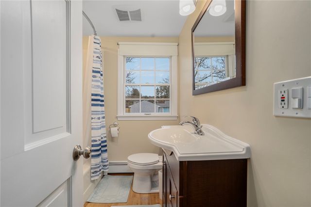 74 Maize Corn Road, Portsmouth, RI 02871