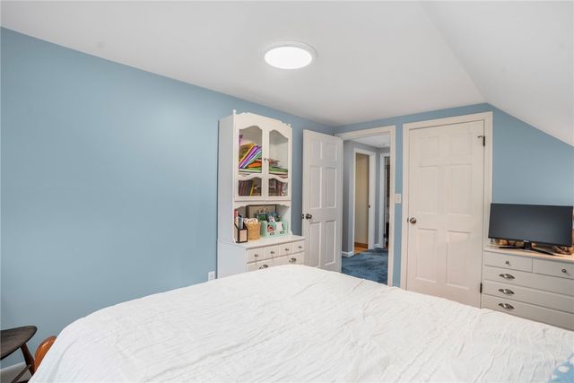 74 Maize Corn Road, Portsmouth, RI 02871