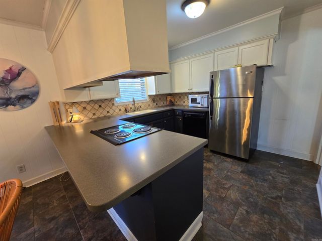 11 Berrywood Circle, Little Rock, AR 72205