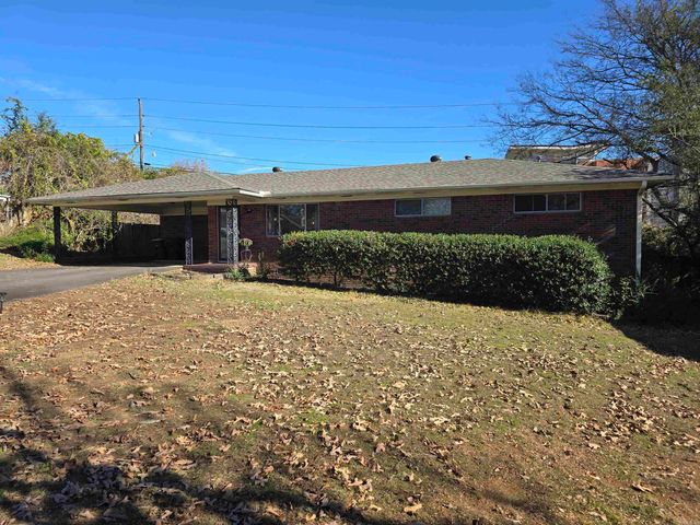 11 Berrywood Circle, Little Rock, AR 72205