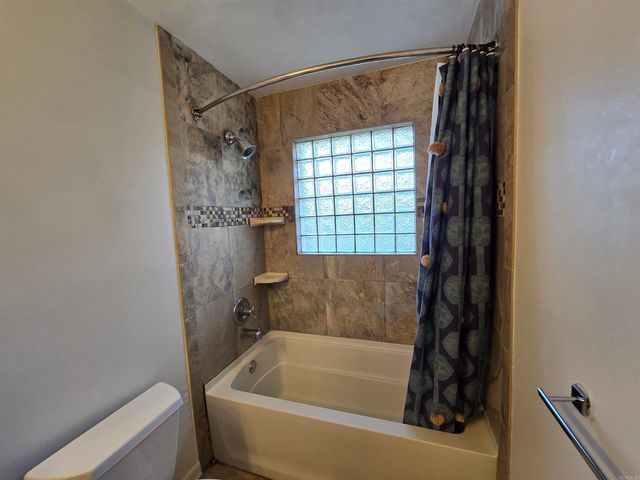 11 Berrywood Circle, Little Rock, AR 72205