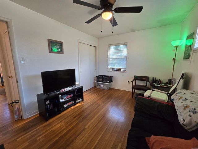 11 Berrywood Circle, Little Rock, AR 72205