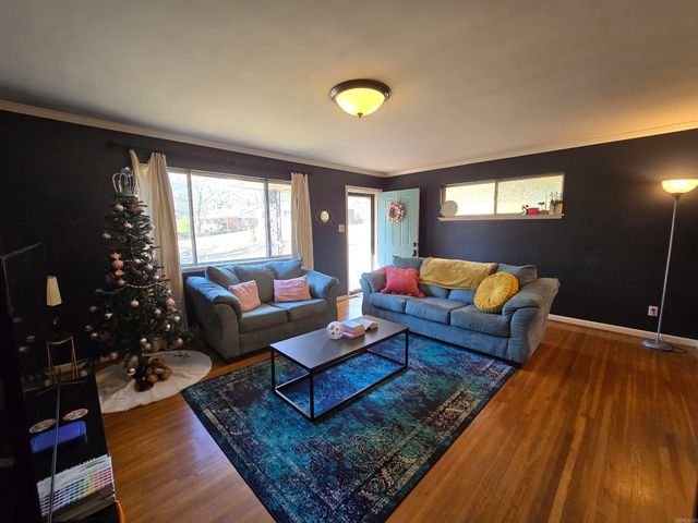 11 Berrywood Circle, Little Rock, AR 72205