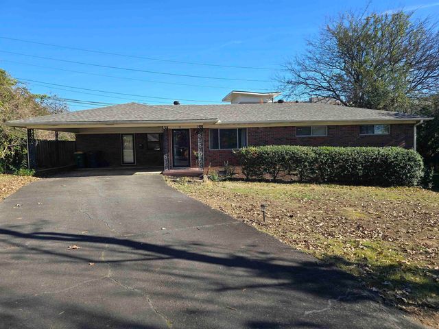 11 Berrywood Circle, Little Rock, AR 72205