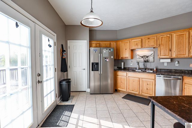 160 Keeneland Court, Paducah, KY 42001