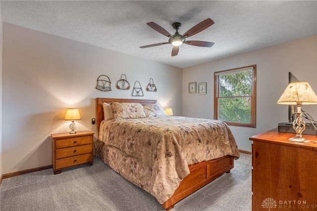 2223 Four Seasons Trail, Miami Twp, OH 45342