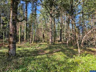 2700 Miller Ln NW, Albany, OR 97321