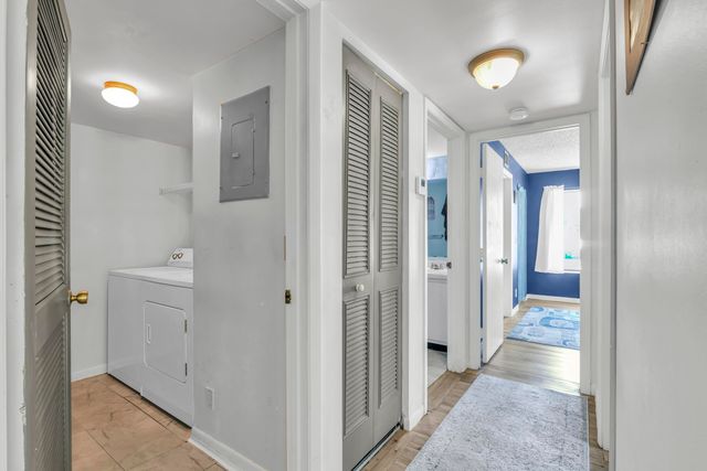 3744 Savoy Lane E2, West Palm Beach, FL 33417