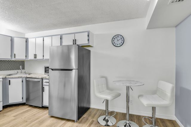 3744 Savoy Lane E2, West Palm Beach, FL 33417